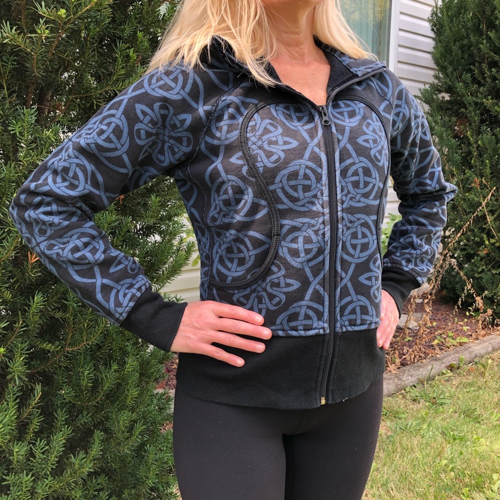 🌿RARE Lululemon Celtic Knot Scuba Hoodie